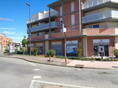 Divers - 132 m² - 1 pièce