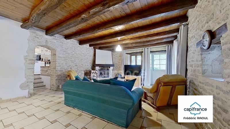 Maison - 238 m² - 6 pièces