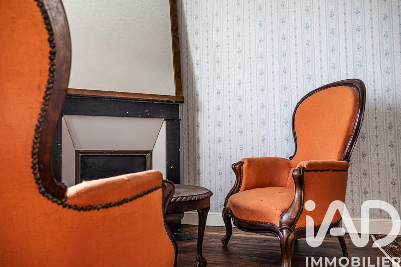 Maison - 247 m² - 8 pièces