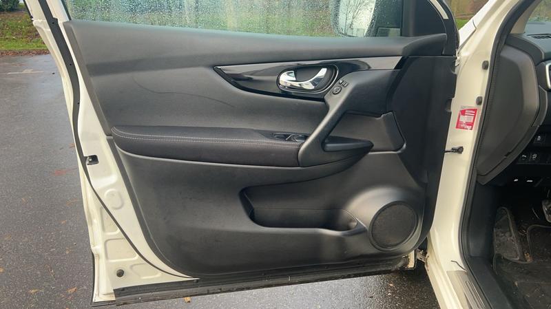 Nissan Qashqai 1.2 Dig-T 115 Connect Edition