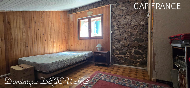 Maison - 176 m² - 9 pièces