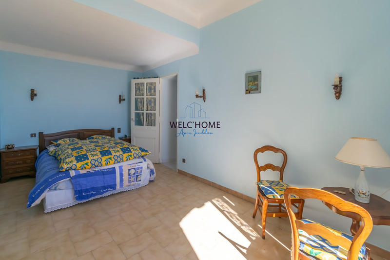 Bastide - 181 m² - 9 pièces