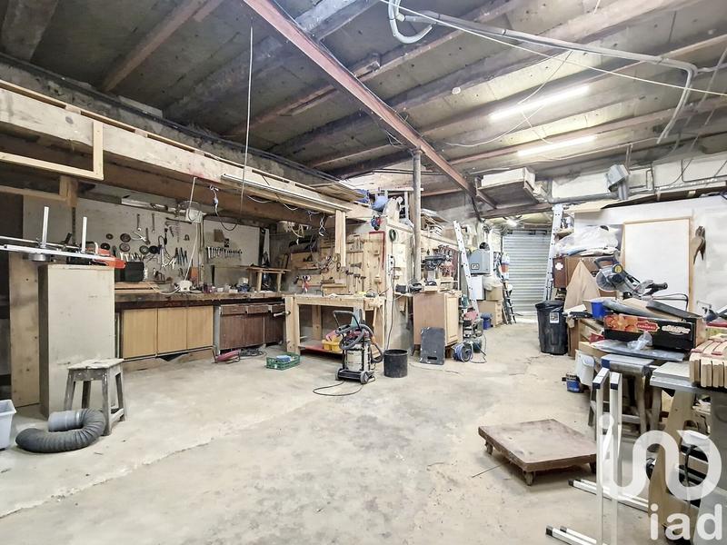 Maison - 215 m² - 8 pièces