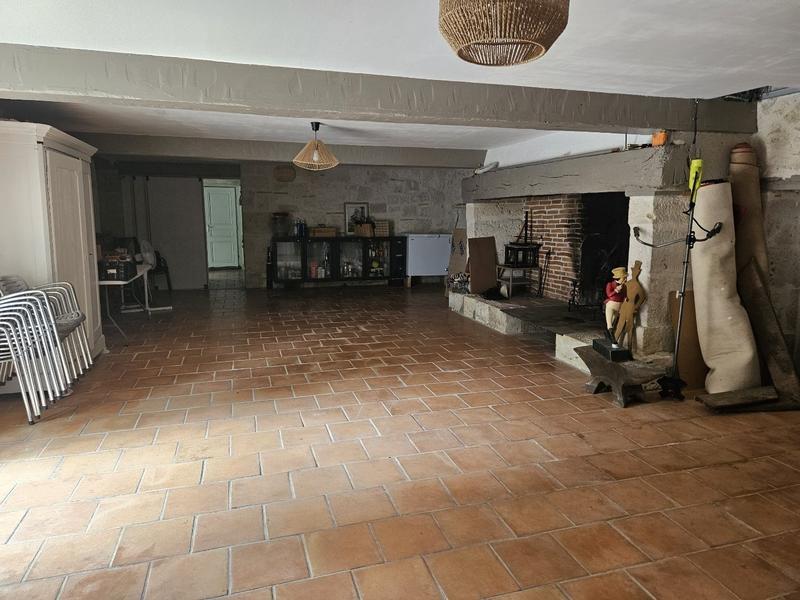 Moulin - 240 m² - 8 pièces