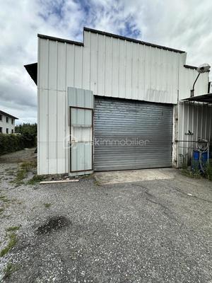 Local d'activité / Entrepôt - 300 m² - 4 pièces