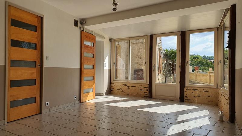 Maison - 232 m² - 14 pièces