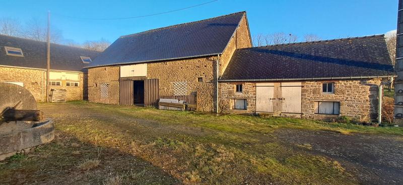 Corps de ferme - 300 m² - 6 pièces
