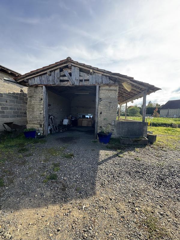 Maison ancienne - 97 m² - 4 pièces