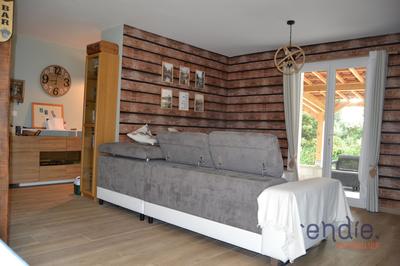 Maison - 98 m² - 5 pièces