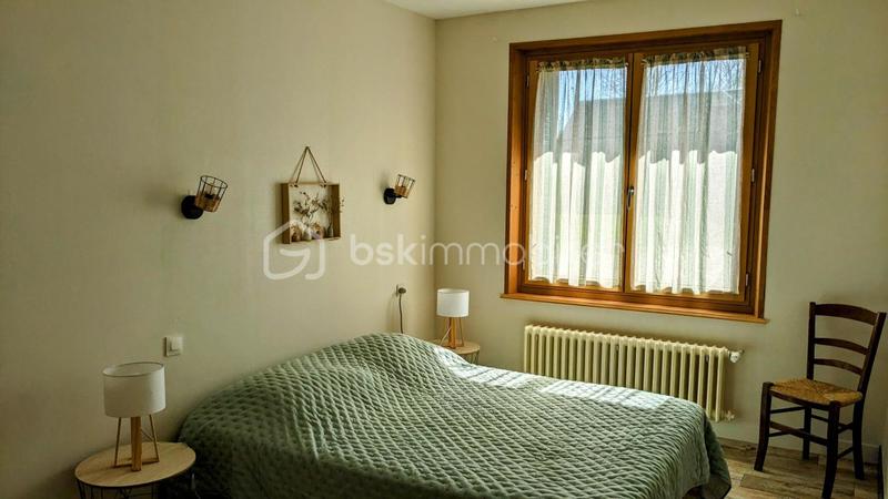 Propriété - 197 m² - 11 pièces