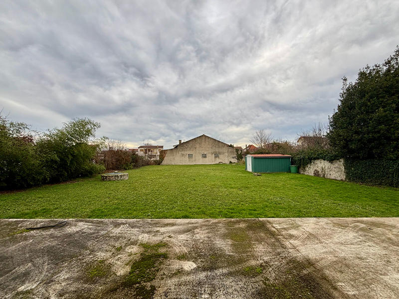 Maison - 180 m² - 6 pièces