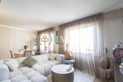 Appartement - 100 m² - 3 pièces