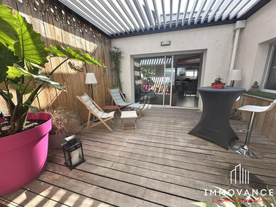 Maison - 91 m² - 4 pièces