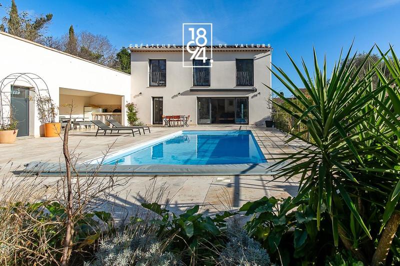 Maison - 150 m² - 4 pièces