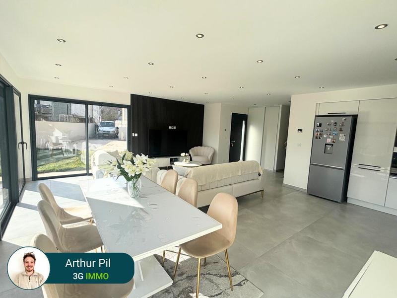 Maison - 125 m² - 5 pièces