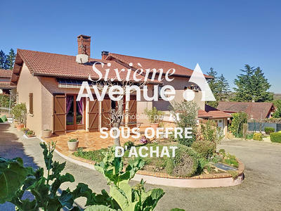 Maison - 157 m² - 7 pièces