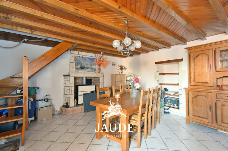 Maison - 85 m² - 5 pièces