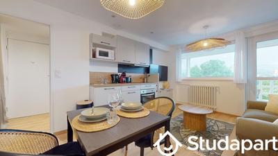 Chambre - 11 m² - 1 pièce