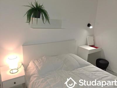 Chambre - 12 m² - 1 pièce