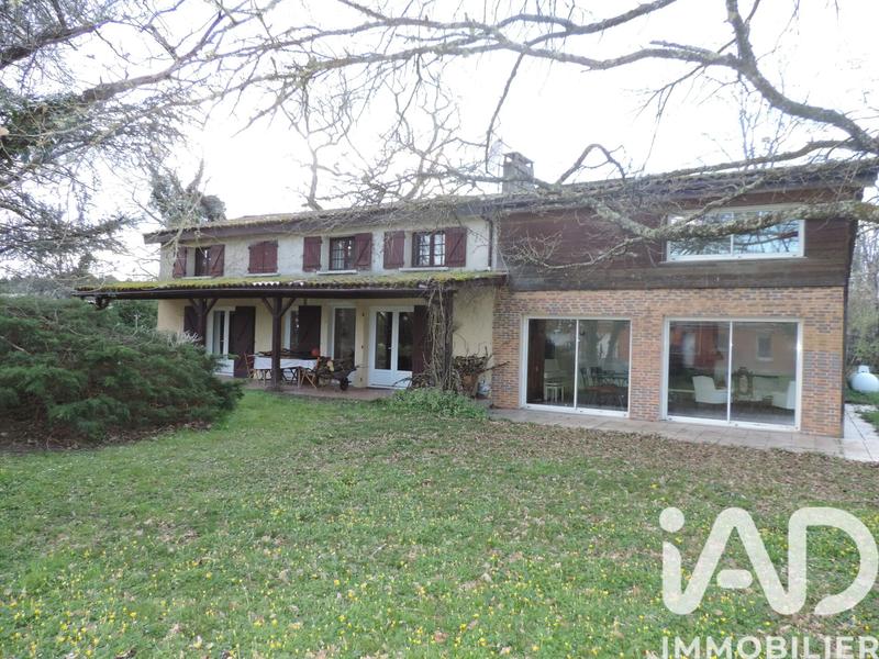 Maison de campagne - 230 m² - 9 pièces