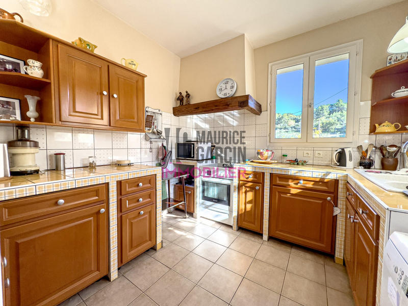 Maison - 177 m² - 7 pièces