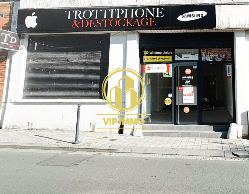 Local commercial - 82 m²