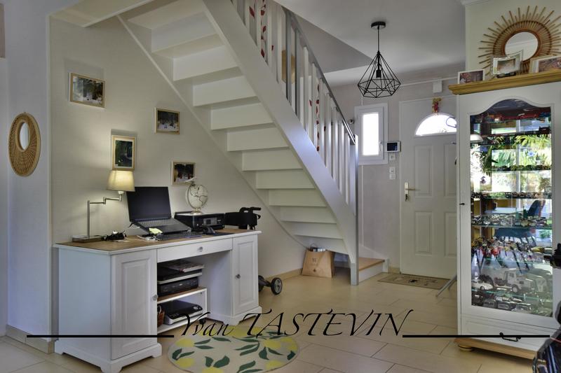 Maison contemporaine - 117 m² - 5 pièces