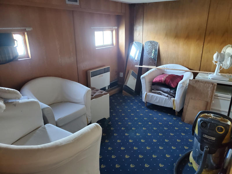 Péniche - 172 m² - 7 pièces