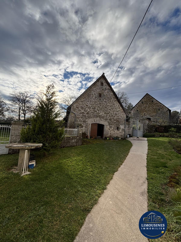 Maison - 224 m² - 8 pièces