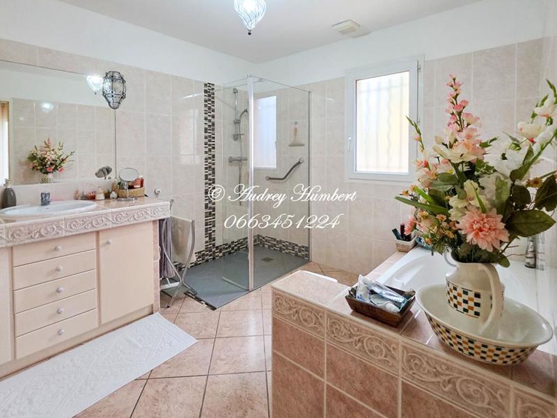 Maison - 165 m² - 5 pièces