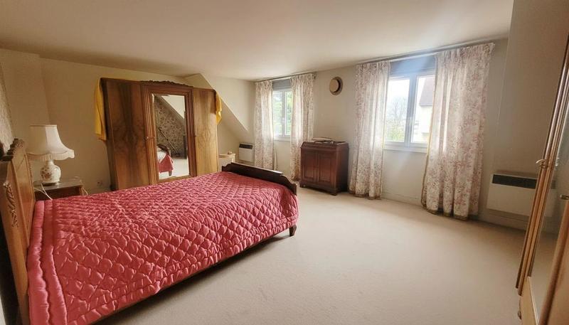 Maison - 93 m² - 4 pièces