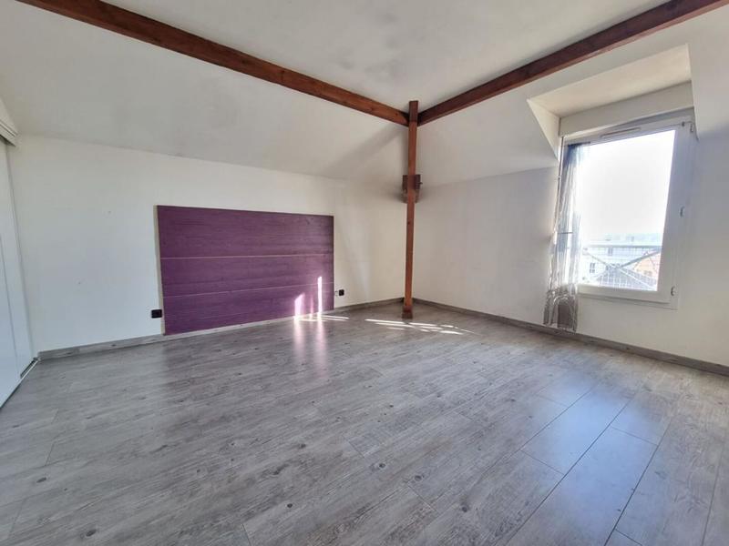 Appartement - 97 m² - 3 pièces