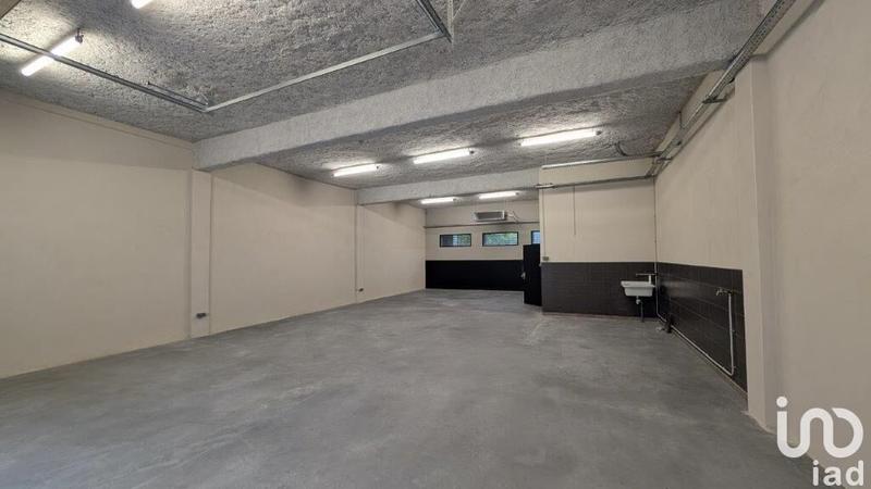 Local commercial - 257 m²