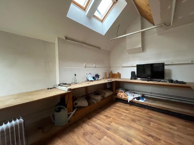 Local commercial - 80 m² - 3 pièces