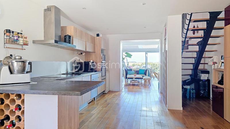 Maison - 123 m² - 6 pièces