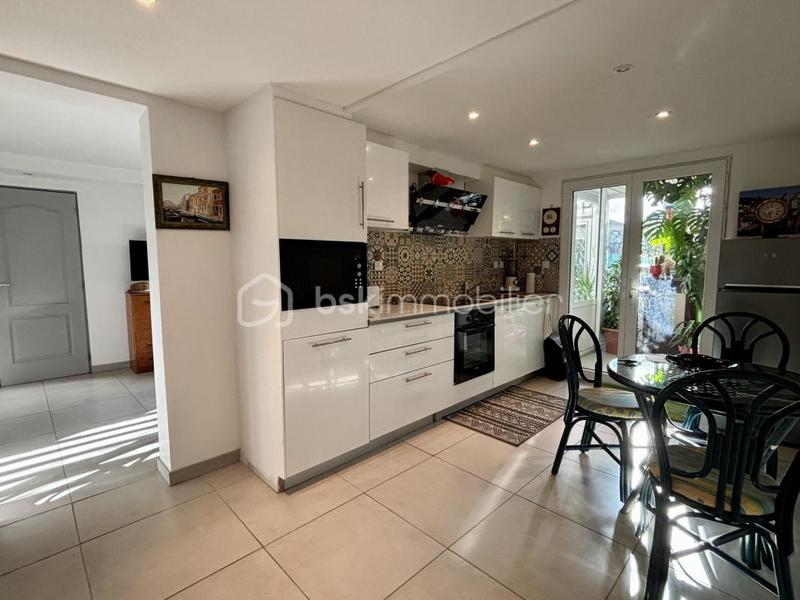 Maison traditionnelle - 145 m² - 4 pièces