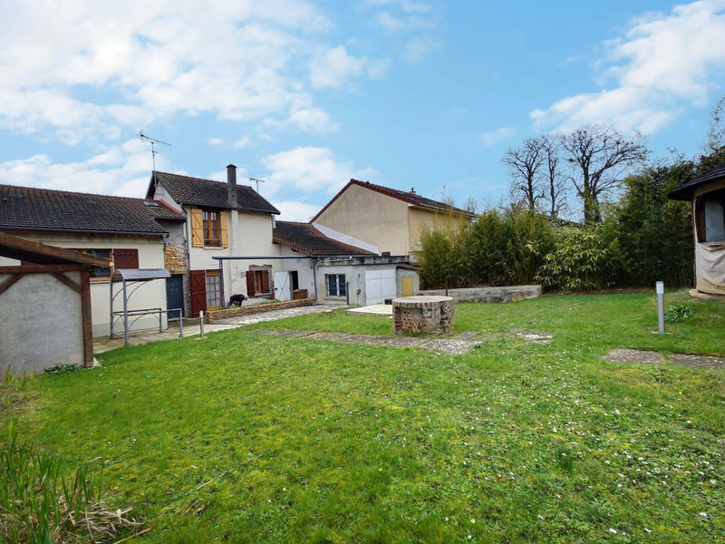 Maison - 95 m² - 4 pièces