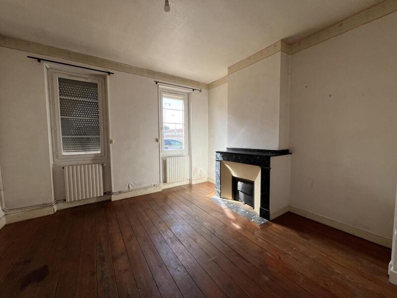 Maison - 215 m² - 8 pièces