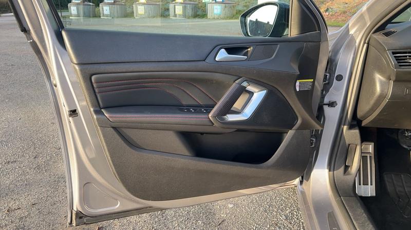 Peugeot 308 1.5 BlueHDi 130 Eat8 Gt