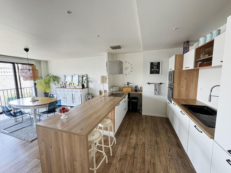 Appartement - 91 m² - 4 pièces