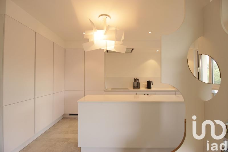 Appartement - 85 m² - 3 pièces