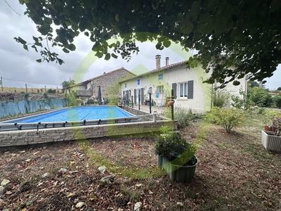 Maison - 113 m² - 5 pièces