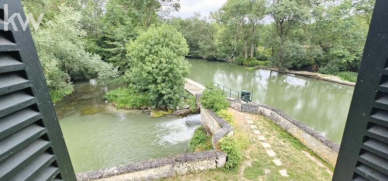 Moulin - 500 m² - 14 pièces