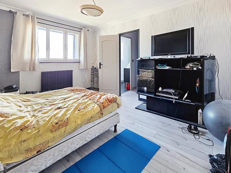 Maison - 154 m² - 7 pièces