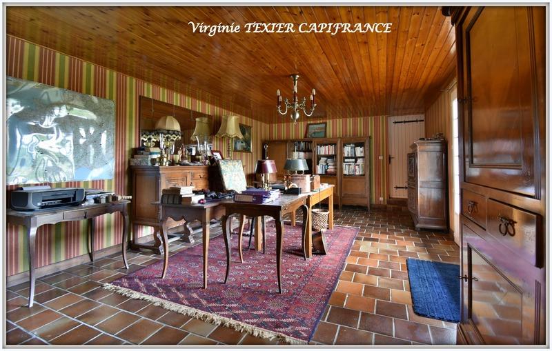 Maison - 226 m² - 8 pièces