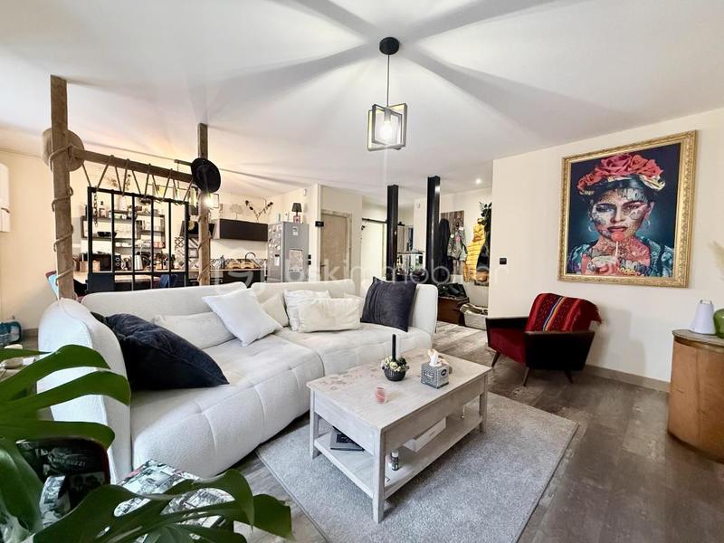 Appartement - 70 m² - 3 pièces