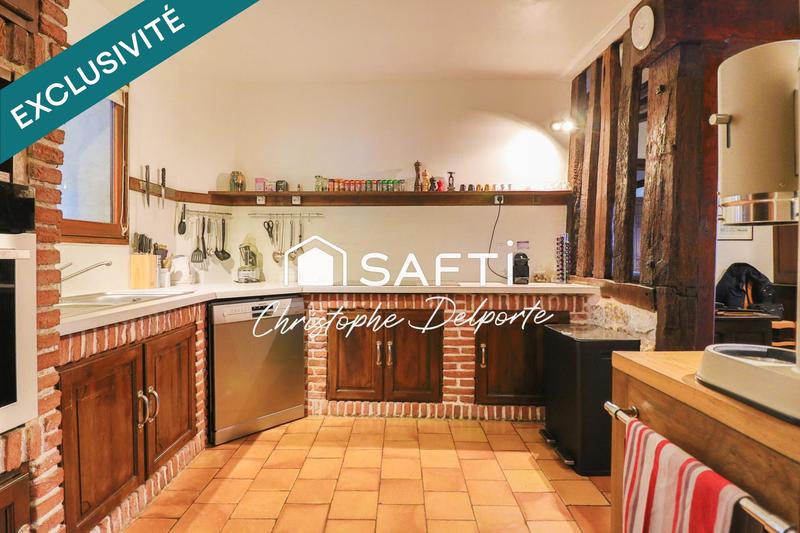 Maison - 248 m² - 10 pièces