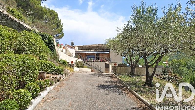 Maison - 420 m² - 15 pièces