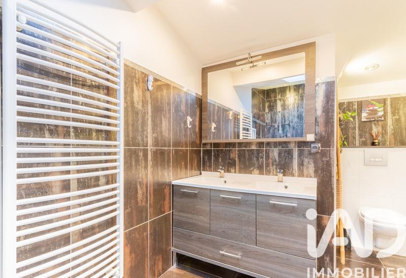 Maison - 122 m² - 5 pièces