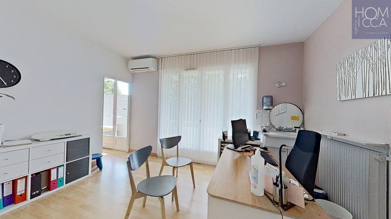 Appartement - 120 m² - 6 pièces